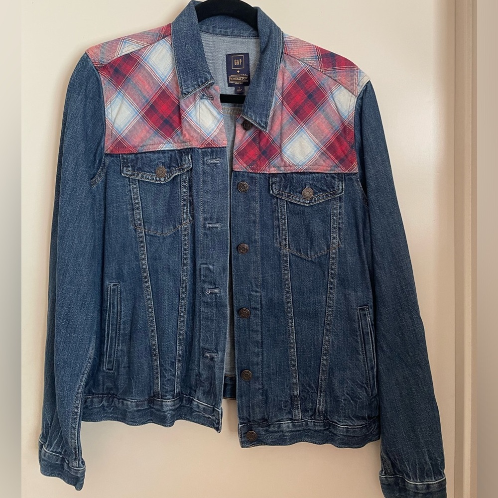 Women’s Gap+Pendleton Denim Jacket